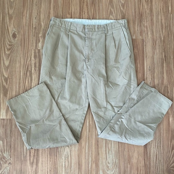 Flynn O’Hara Other - Flynn O’Hara Khaki Pants Size 18 Husky